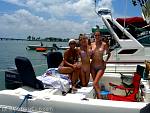 bellavitaboatclub056102.jpg