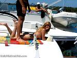 bellavitaboatclub056004.jpg