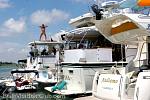 bellavitaboatclub056199.jpg