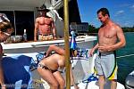 bellavitabnaked0412114.jpg
