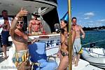 bellavitabnaked0412126.jpg