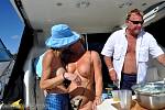 bellavitabnaked0412142.jpg